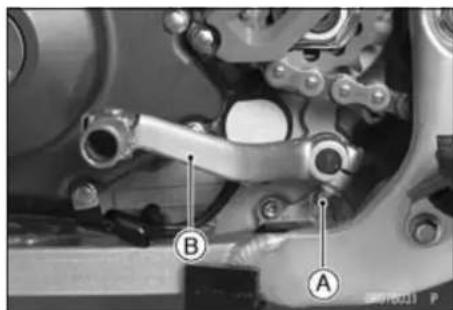 KAWASAKI KLX450R (2011) - External Shift Mechanism Removal - 1