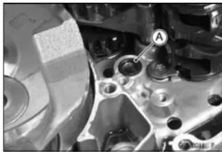 KAWASAKI KLX450R (2011) - Oil Screen (Feed) Installation - 1