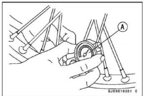 KAWASAKI KLX450R (2011) - Air Pressure Inspection/Adjustment - 1