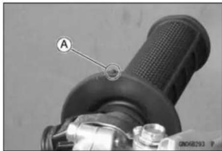 KAWASAKI KLX450R (2011) - Handlebar Installation - 1
