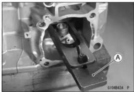 KAWASAKI KLX450R (2011) - Crankcase - 1