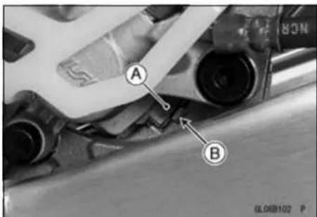 KAWASAKI KLX450R (2011) - Brake Pad Installation - 1