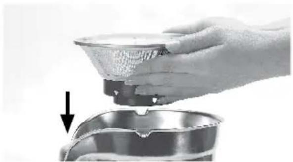 BREVILLE the Juice Fountain Cold BJE830 - BEFORE FIRST USE - 2