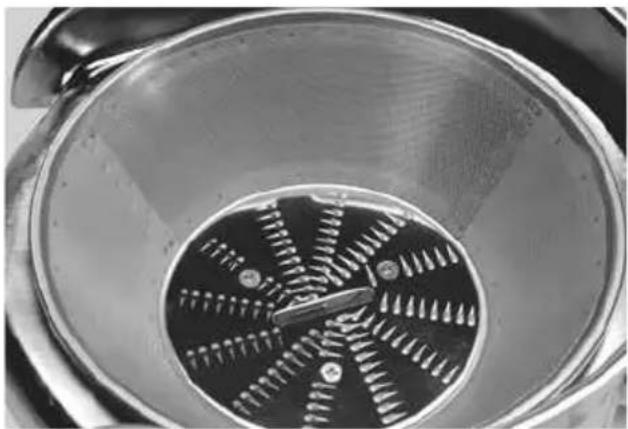 BREVILLE the Juice Fountain Cold BJE830 - CAUTION - 1