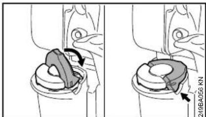 STIHL KM 110 - Carga de combustible - 2