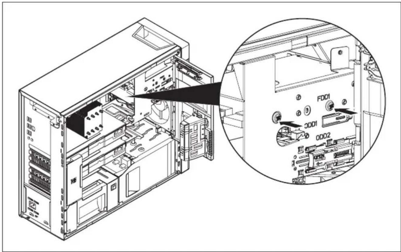 FUJITSU Celsius M770 - ModulhalterungmitLesegeräteinbauen - 2