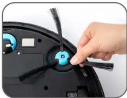 Wertheim Elegance - Cleaning & Replacing the Roller Brush - 2