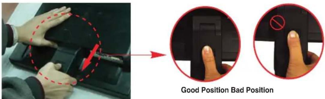 LG L1942TE - This monitor satisfies the specifications of the Wall mount plate or the interchange device. - 2