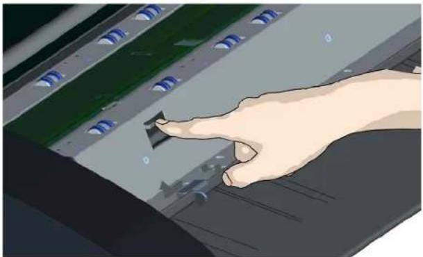 Contex XD2490 - Detaching the glass plate – free the 2nd latch - 1