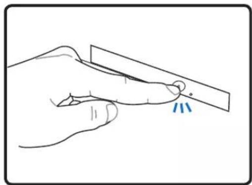 ASUS Lamborghini VX2 - Inserting an optical disc - 1