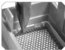 THERMALTAKE Armour VA8003BWS - 5.25" to 3.5" Drive Tray Device Installation. - 17