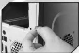 THERMALTAKE Wing RS 100 - How to open the side panel - 1