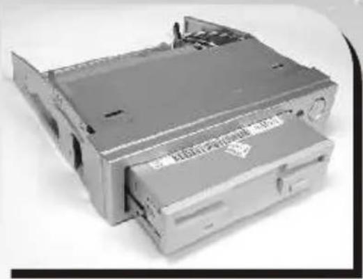 THERMALTAKE Armour LCS VE2000 - Installing 3.5" Device to Drive Tray With Power Button - 7
