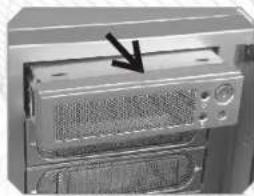 THERMALTAKE Armour VA8004 - 5.25" to 3.5" Drive Tray Device Installation. - 15