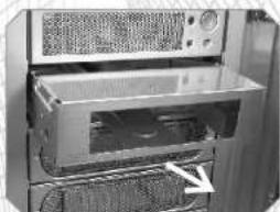THERMALTAKE Armour VA8004 - 5.25" to 3.5" Drive Tray Device Installation. - 4