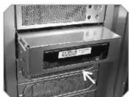 THERMALTAKE Armour VA8004 - 5.25" to 3.5" Drive Tray Device Installation. - 7