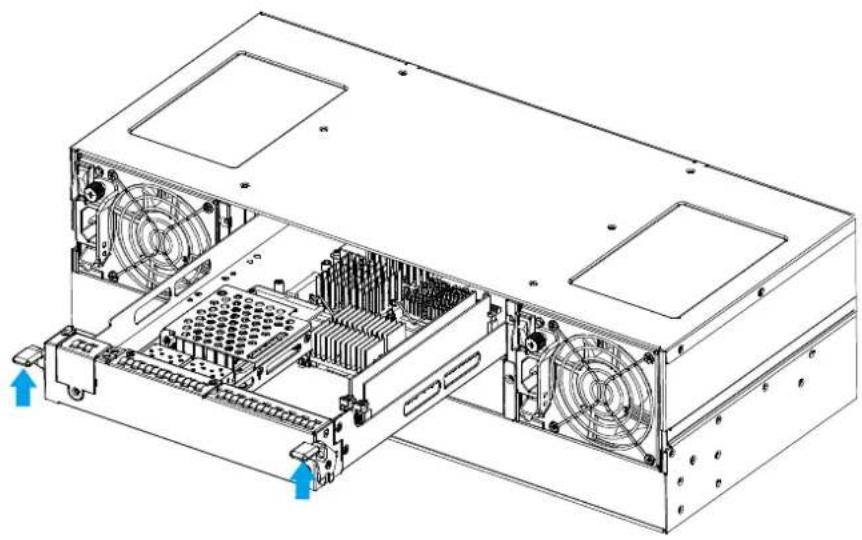 Infortrend EonStor GS 3024 - Installing the Controller - 1