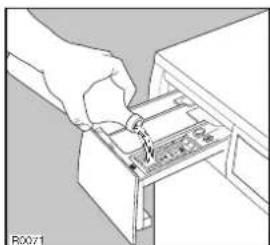 ZANUSSI FA 1055 E - Measure the fabric softener - 1