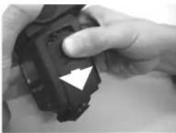 Sunpak PZ42X - Installing the batteries - 2