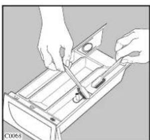 ZANUSSI WDA1255W - Cleaning the dispenser drawer - 3