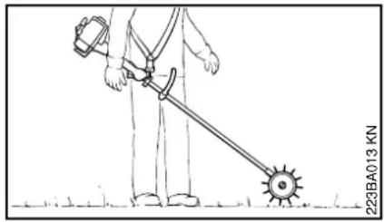 STIHL KW - Fijación de la máquina al arnés\* - 2