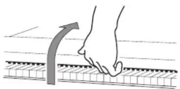 KORG Concert C-550 - Open the key cover - 1