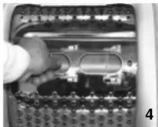 WHIRLPOOL AWT 2267 - Recovering an object that falls between the drum and the tub - 3