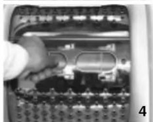 WHIRLPOOL AWT 2259E - Recovering an object that falls between the drum and the tub - 4
