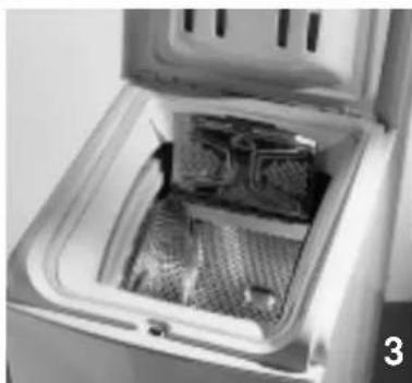 WHIRLPOOL AWT 2070/1 - Loading the laundry - 3