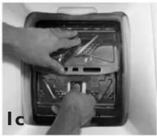 WHIRLPOOL AWE 5215 - Loading the laundry - 3
