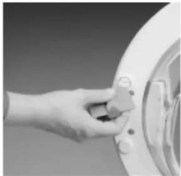 WHIRLPOOL AWM 5145/5 - CHILD SAFETY (IF AVAILABLE) - 1