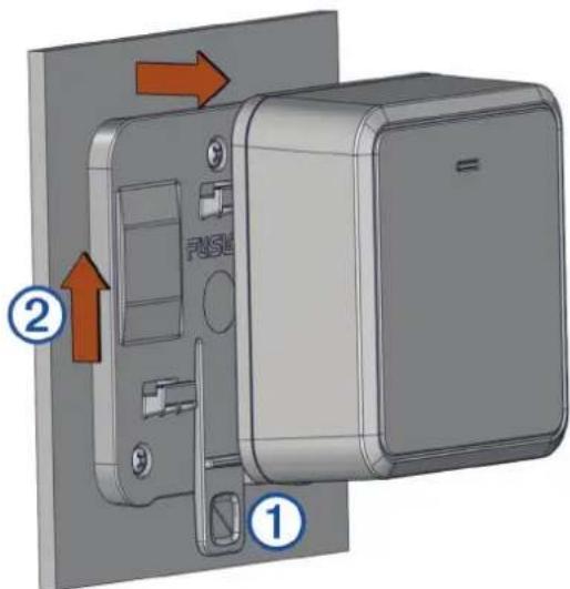 Fusion Apollo AP-DA214 - Removing the Device from the Mounting Bracket - 1