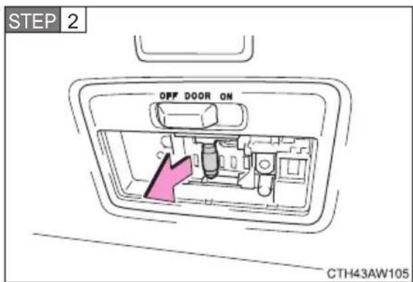 STEP 2 OFF DOOR ON CTH43AW105