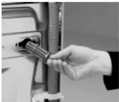 WHIRLPOOL AWM 5100/2 - Remove the transit bolts - 2
