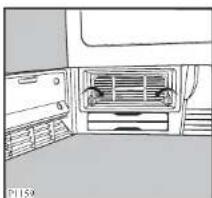 Zanussi-Electrolux TC7102W - Cleaning the condenser unit - 2