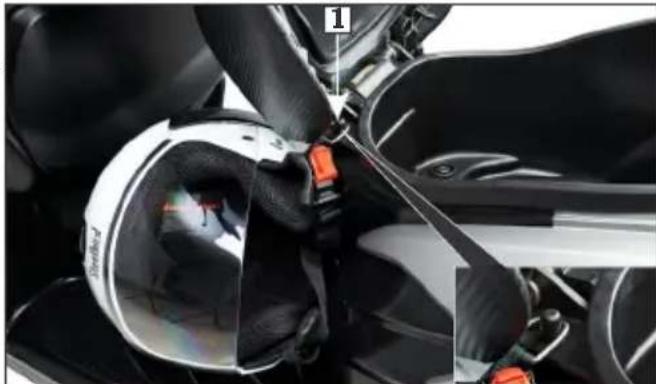 HERO Maestro Edge (2017) - Helmet holder - 1