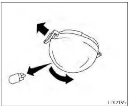 NISSAN Altima (2022) - Rearcombinationlight - 1