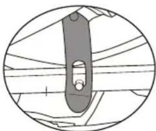 Silver Cross Avia - NOTE: DO NOT ATTEMPT TO SWIVEL THE WHEELS WITH THE LOCK ENGAGED AS THIS MAY DAMAGE THE SWIVEL LOCK. - 3