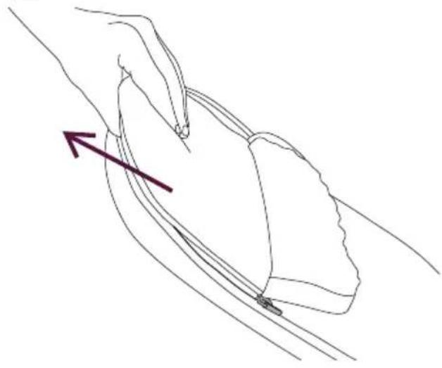 Silver Cross Pacific - Detaching the carrycot from your chassis - 1