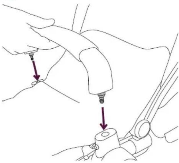 Silver Cross Pacific - Attaching the carrycot hood to the carrycot - 2