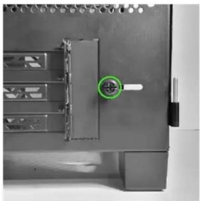 RAZER Tomahawk Mini-ITX - SO GREIFST DU AUF DIE EXTERNE WASSERKÜHLUNG ZU - 1
