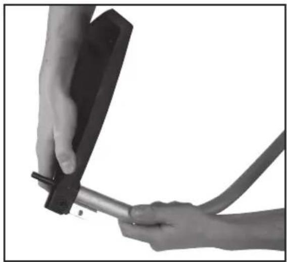 Cocraft GT2S - Assembling the trimmer guard - 2