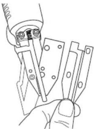 Cocraft HB18 - Removing a nail that has become jammed - 1