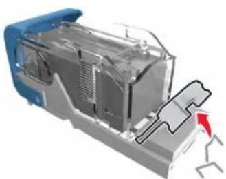 LEXMARK MX910dxe - [x]-Papierstau, drücken Sie die Verriegelung, um auf den Bereich G zuzugreifen und beseitigen Sie gestaute Heftklammern. Papier in Ablage lassen. [402,93] - 4