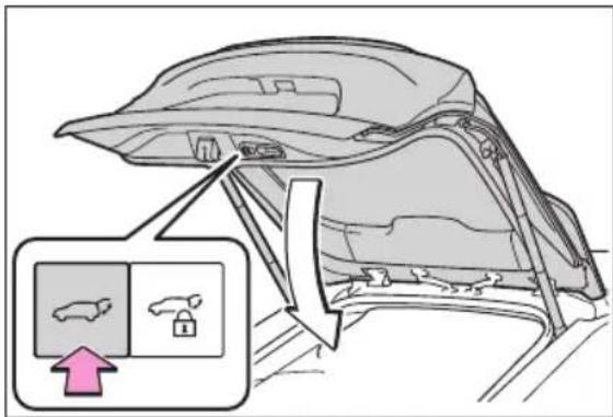 Diagram showing car seat mounting with a lock icon and directional arrow, indicating vehicle clearance or repair.