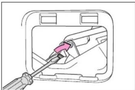SUBARU Solterra Limited (2023) - Opening/closing the back door (vehicles without power back door) - 5
