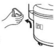PANASONIC SR-UH36F - Retiro y colocación de sostenedor de cuchara - 2