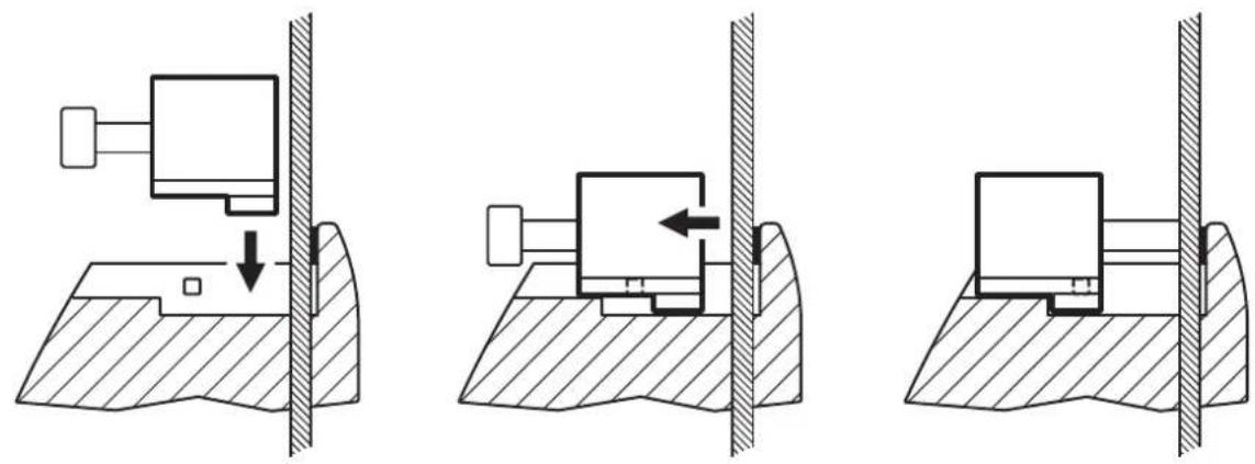 IFM CR1056 - ■Schalttafeleinbau mit Haltewinkel (Fixing-Set EC1453) - 3