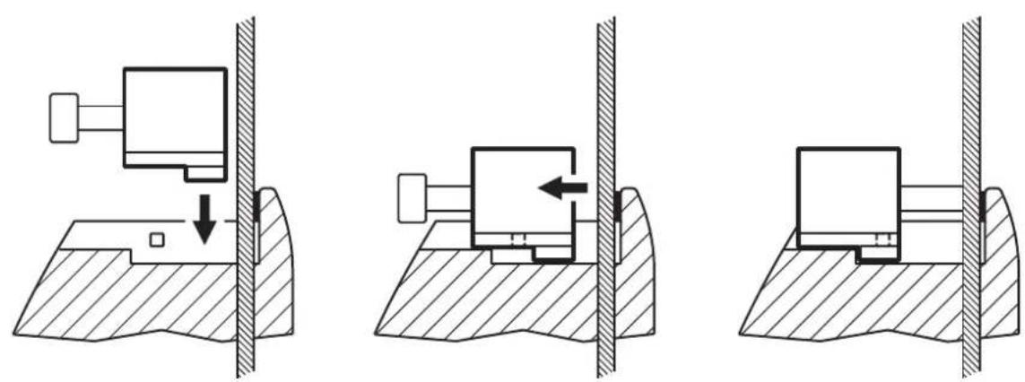 IFM CR1053 - ■Schalttafeleinbau mit Haltewinkel (Fixing-Set EC1453) - 3