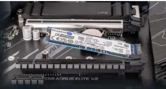 Renkforce Core i5 11600K CR-AS-00004 - EINBAU DER FESTPLATTEN - 2